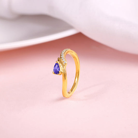 Golden Noorii Ring